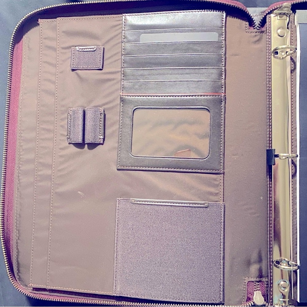 NIB RARE Tumi Locking Portfolio Saffiano Leather With Handles In Burgundy - Picture 9 of 16